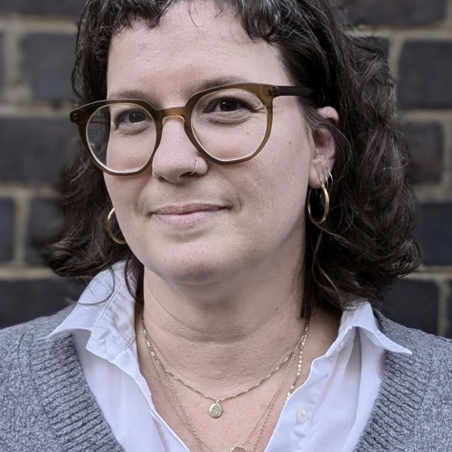 Dr Hilla Tal