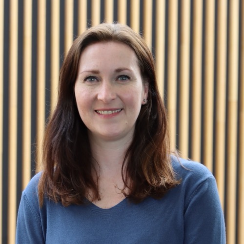 Dr Lynne Beveridge